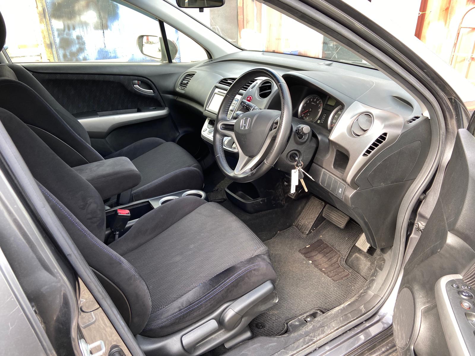 2012 Honda Stream